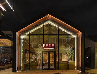 Domodomo Kō, Dallas